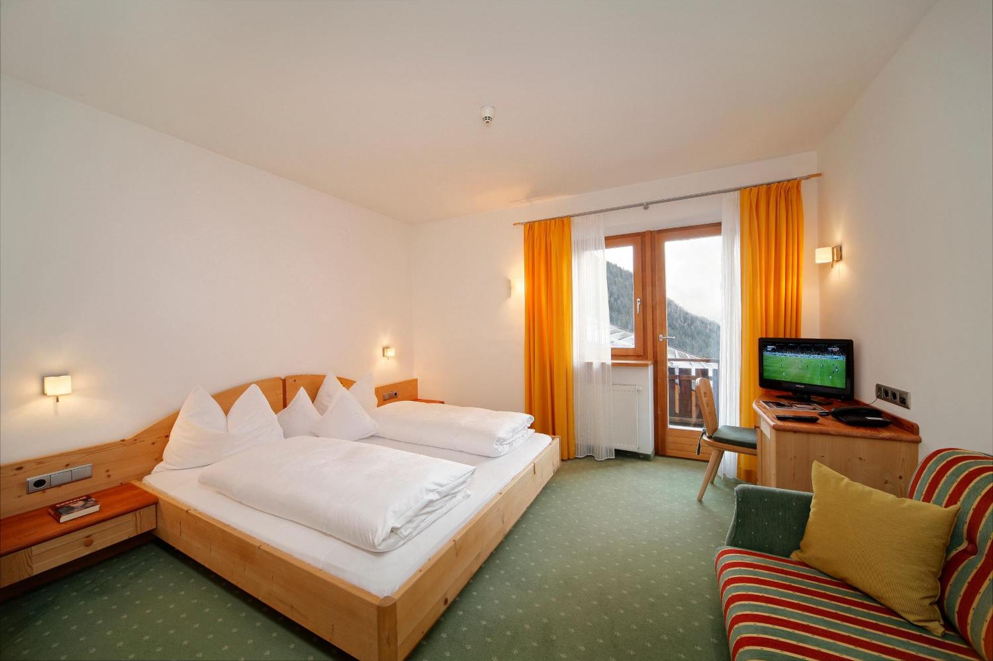 Hotel Ultnerhof Santa Gertrude Luaran gambar